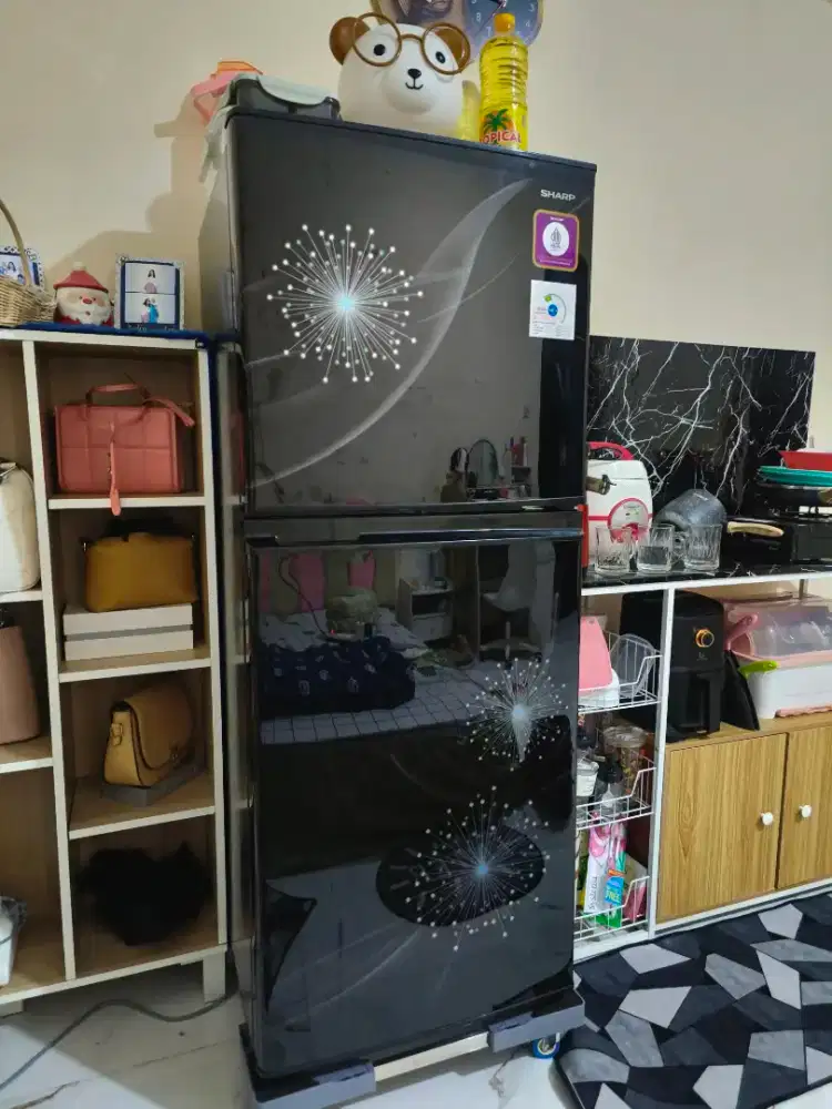 Kulkas Sharp SJ-23MG-DB Like New 2 Pintu