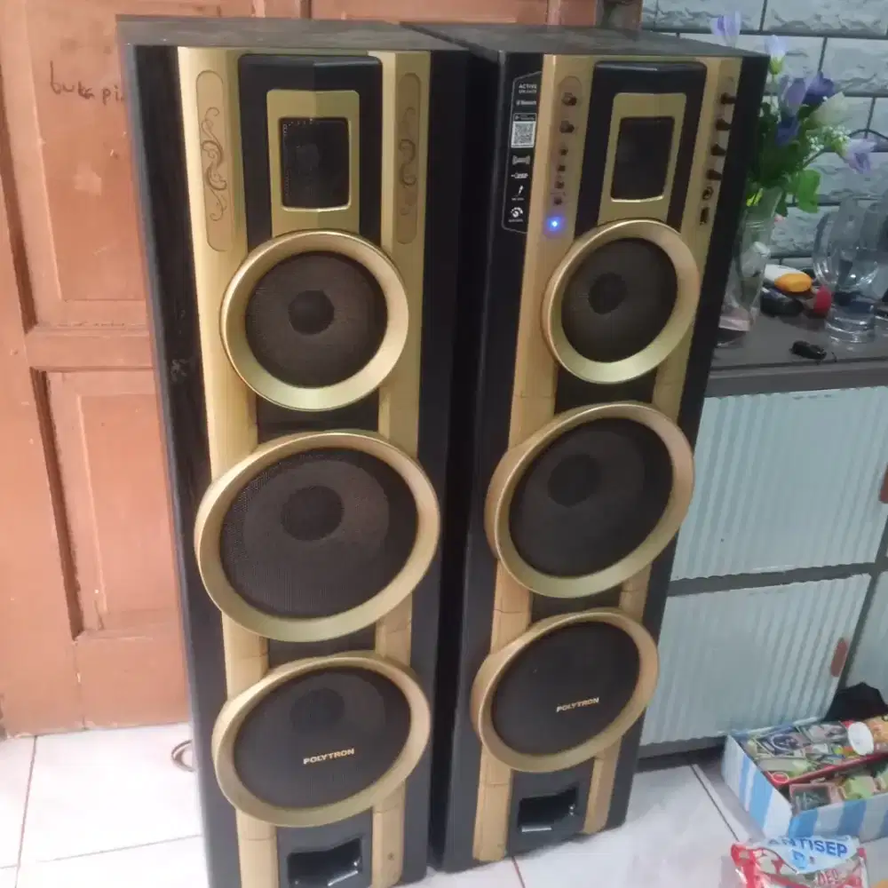 Speaker aktif Polytron bluetooth