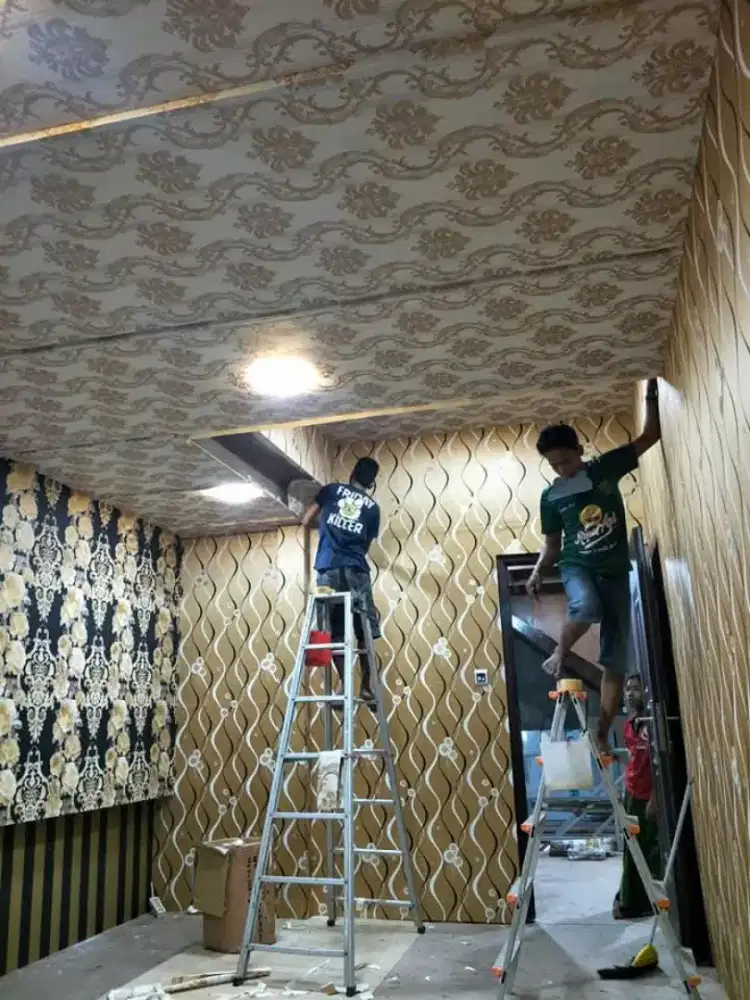 WALLPAPER DINDING TIMBUL BERSERAT