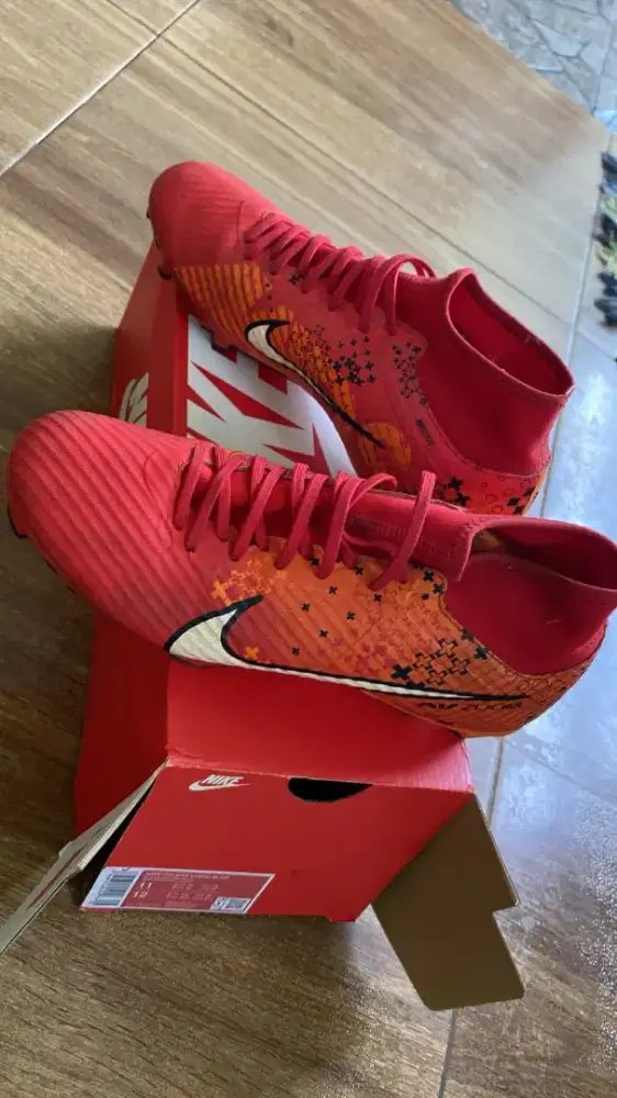 SEPATU BOLA NIKE AIR ZOOM MERCURIAL