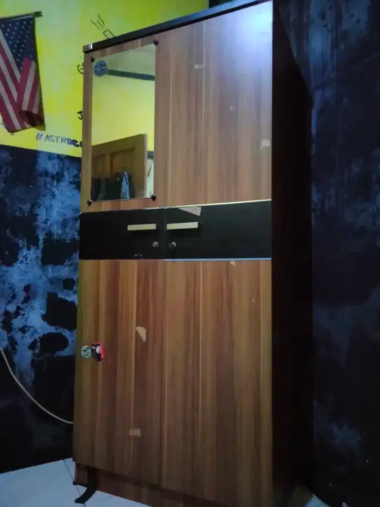 Lemari kulkas 2 pintu