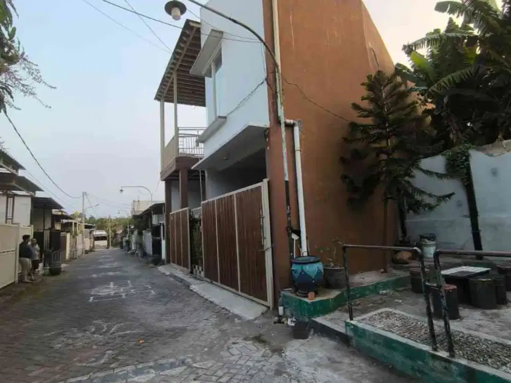 Rumah Bringin Sambikerep