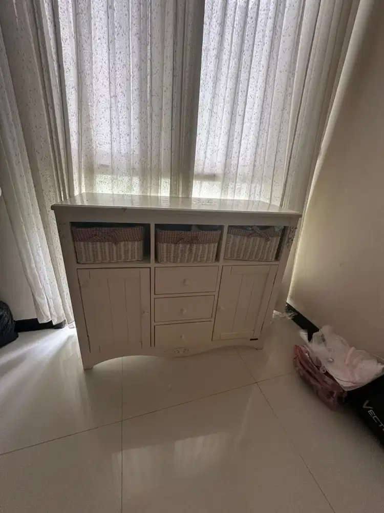 DIJUAL LEMARI BABY BEKAS PAKAI