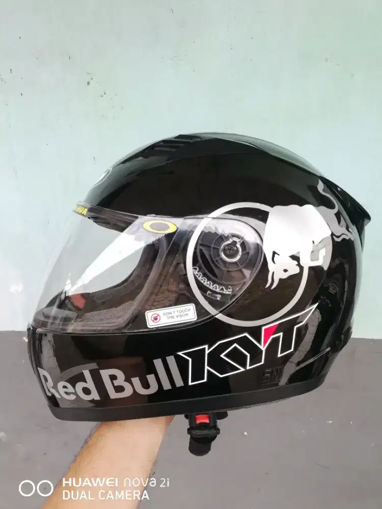 KYT R10 Red Bull size XL mulus like new