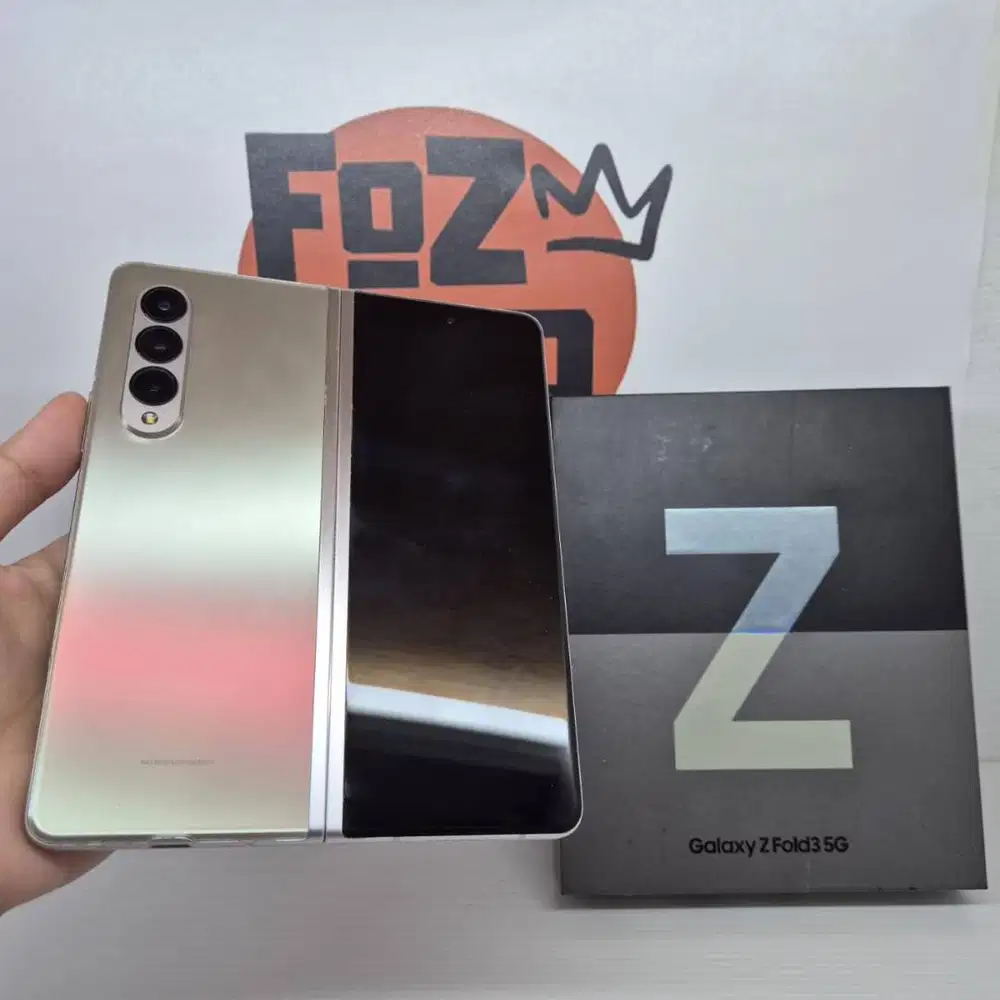 Samsung Z Fold 3 12/512GB Silver Fullset No Minus Mulus Like NEW