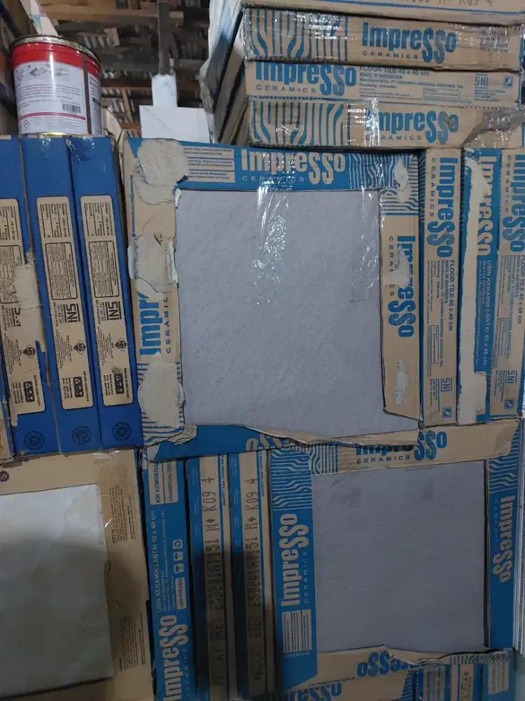 Keramik Kasar 40 x 40 Impresso kw 1 Murah