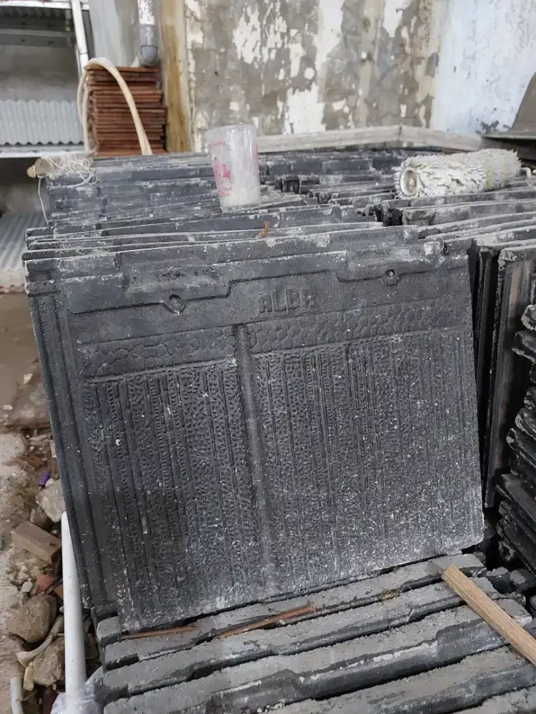 Genteng Beton Alba Flat Hitam Cisangkan Bekas Murah