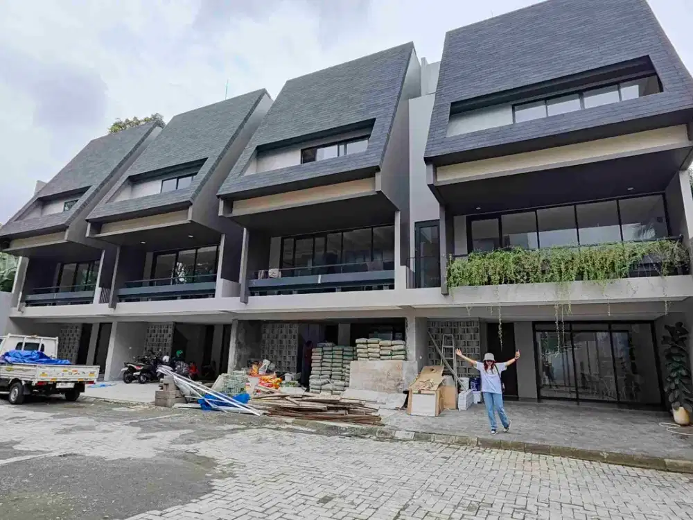 RUMAH CLUSTER DI KEMANG, LOKASI STRATEGIS READY UNIT
