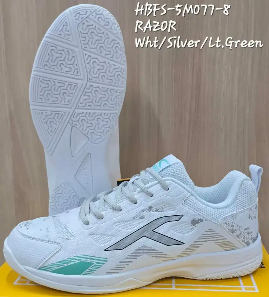 Sepatu HUNDRED RAZOR