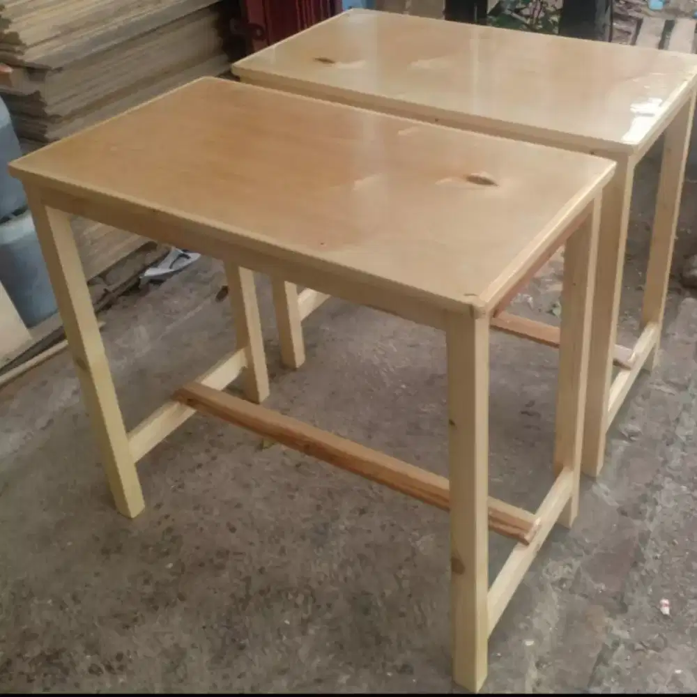 Meja dapur ukuran L45 P80 T75