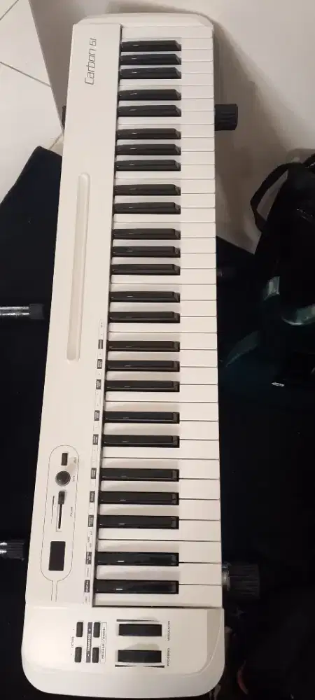 Midi controller samson 61