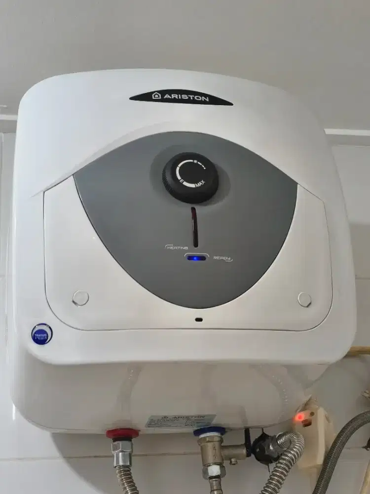 Water Heater ( pemanas air)