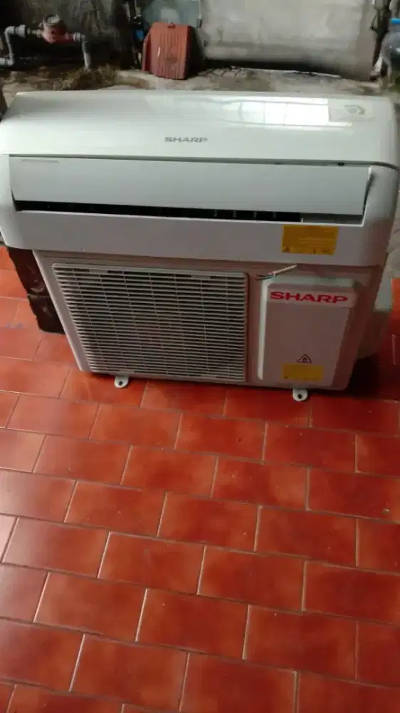 Ac bekas sharp R32  1/2pk + pasang garansi