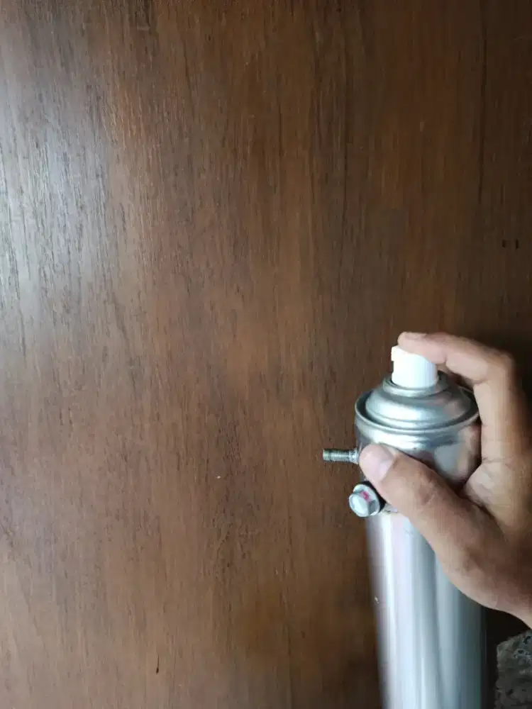 Kaleng semprot refill