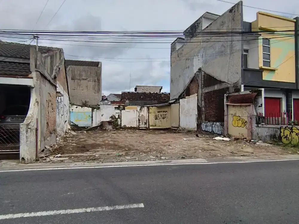 Lahan Strategis Pinggir Jalan Utama Area Seturan, Cocok Bangun Ruko Atau Kos