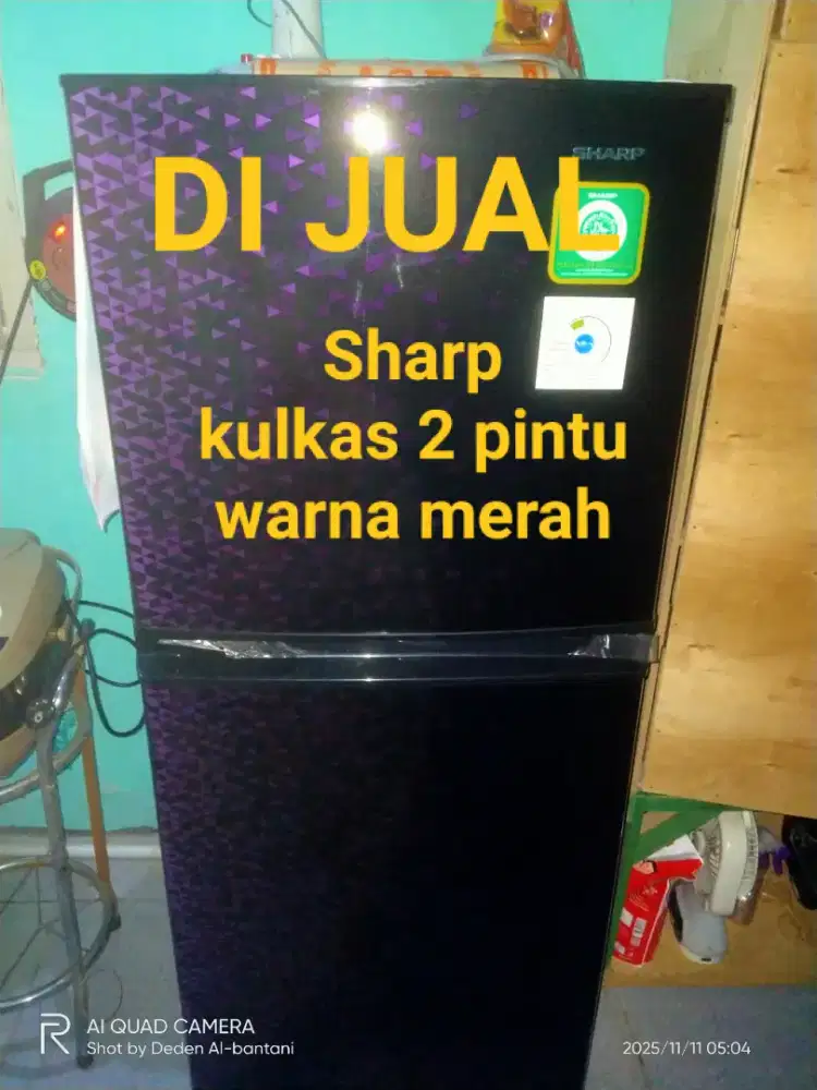 Kulkas dan tv mrek sharp