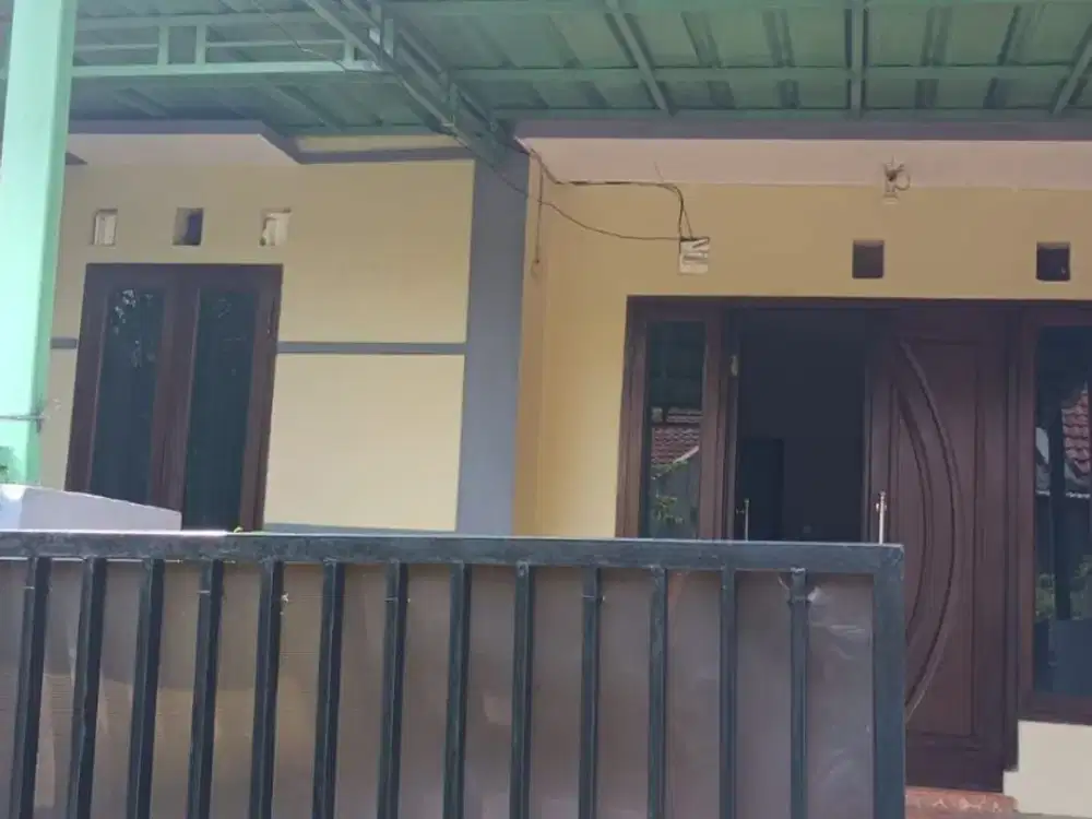 Rumah di Vila Dago Tol Siap Huni