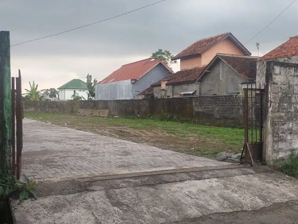 Sinduharjo Ngaglik, Tanah Sleman, Dekat Sleman City Hall