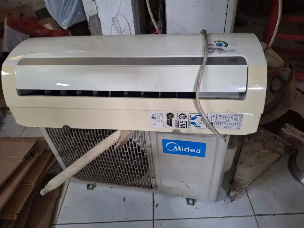 Jual ac 1/2 pk merk midea
