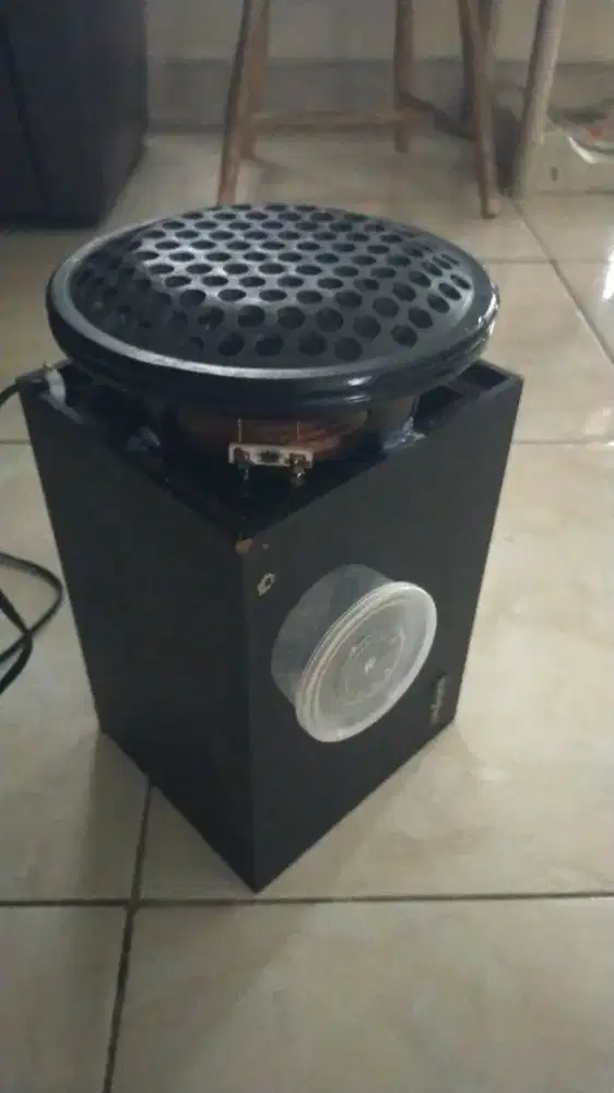 Compact Speaker 4' & 6'