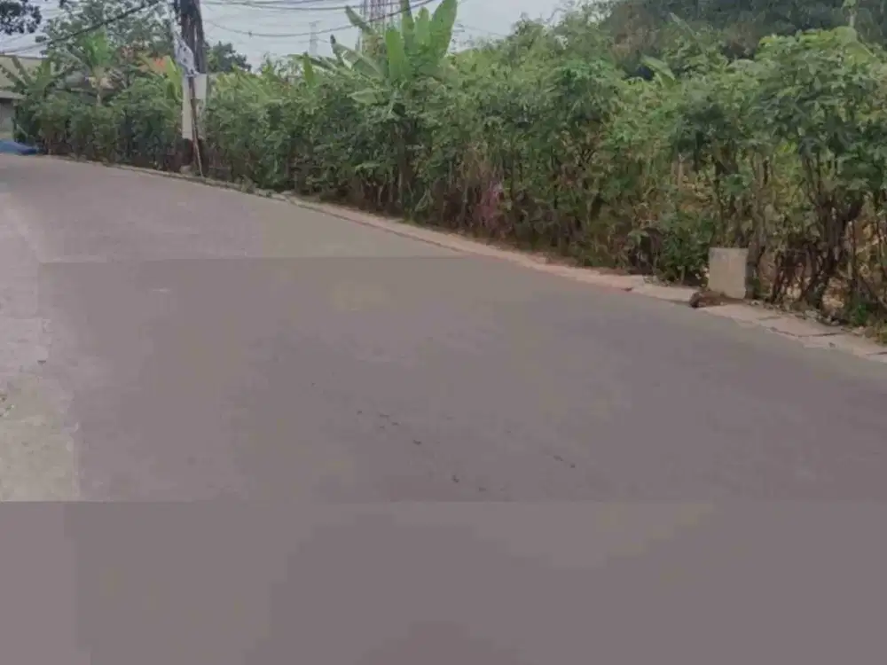 Dijual murah tanah luas dipinggir jalan di Cilodong area strategis