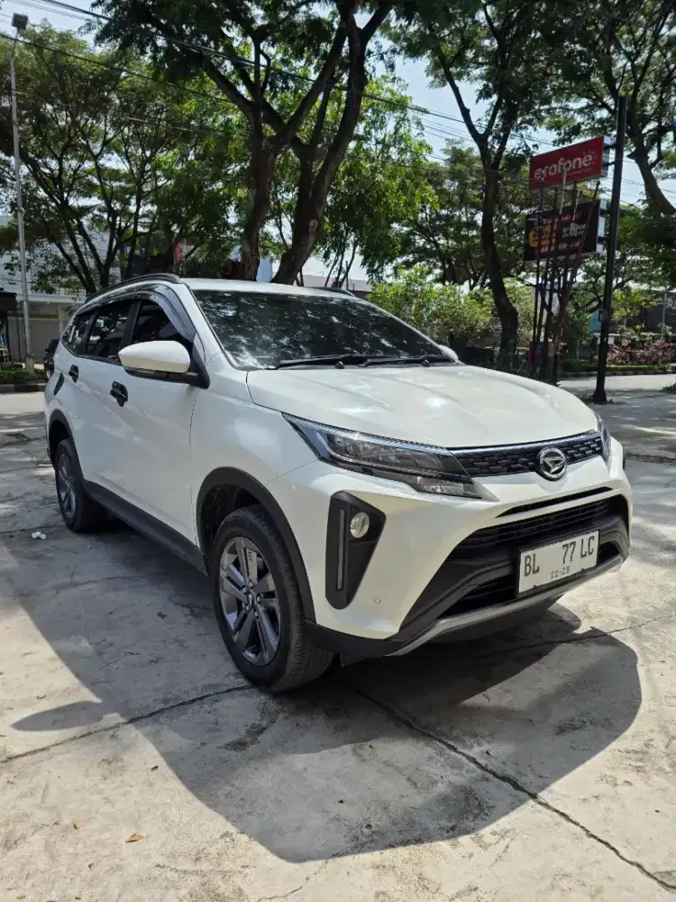 TERIOS 1.5 R MANUAL 2023