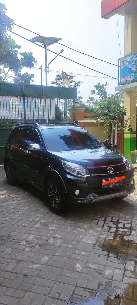 Toyota Rush 2017 Bensin