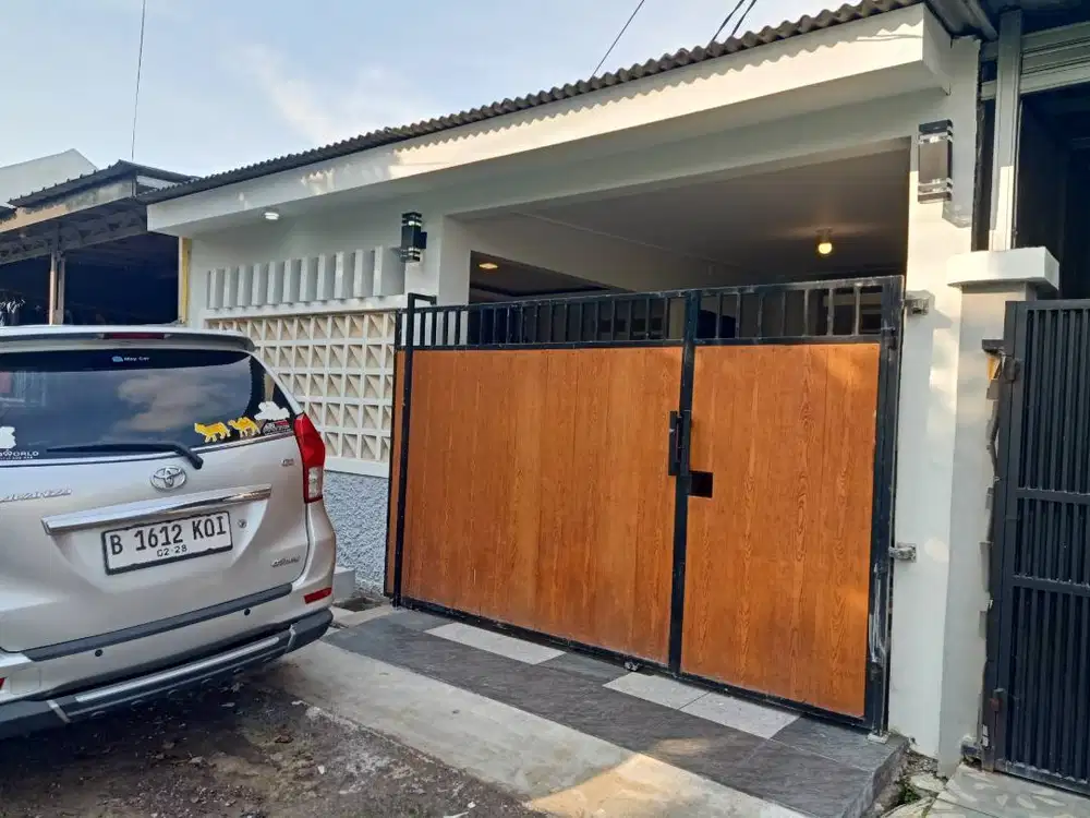 RUMAH OKE NYAMAN BARU RENOVASI METLAND CILEUNGSI