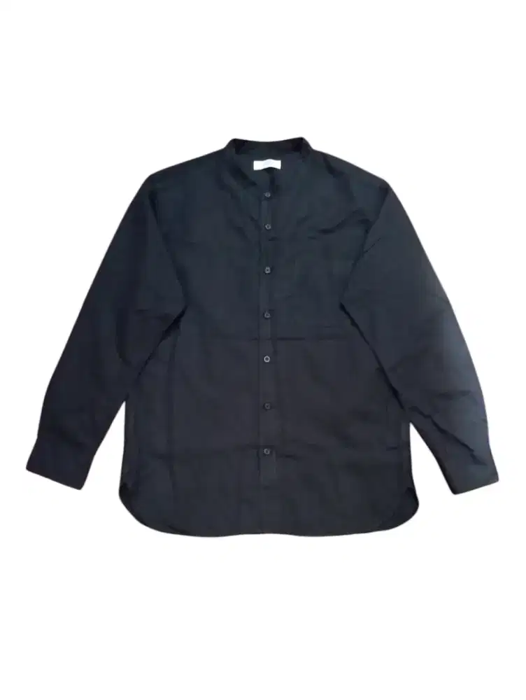 Kemeja shanghai uniqlo