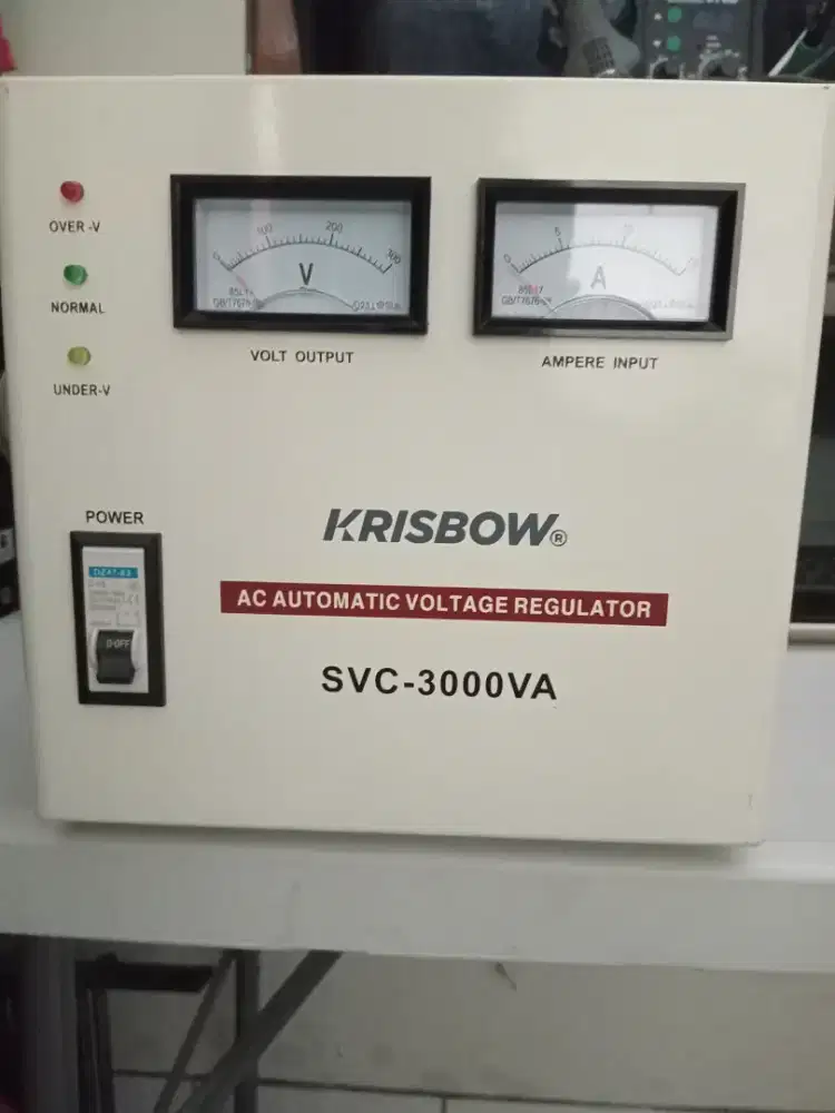 Stabilizer 3000VA merk krisbow