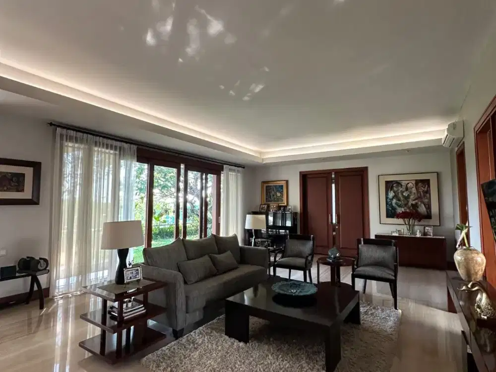 Rumah 2 Lantai Bagus HGB di Pakuwon Indah Arae Golf Siap Huni