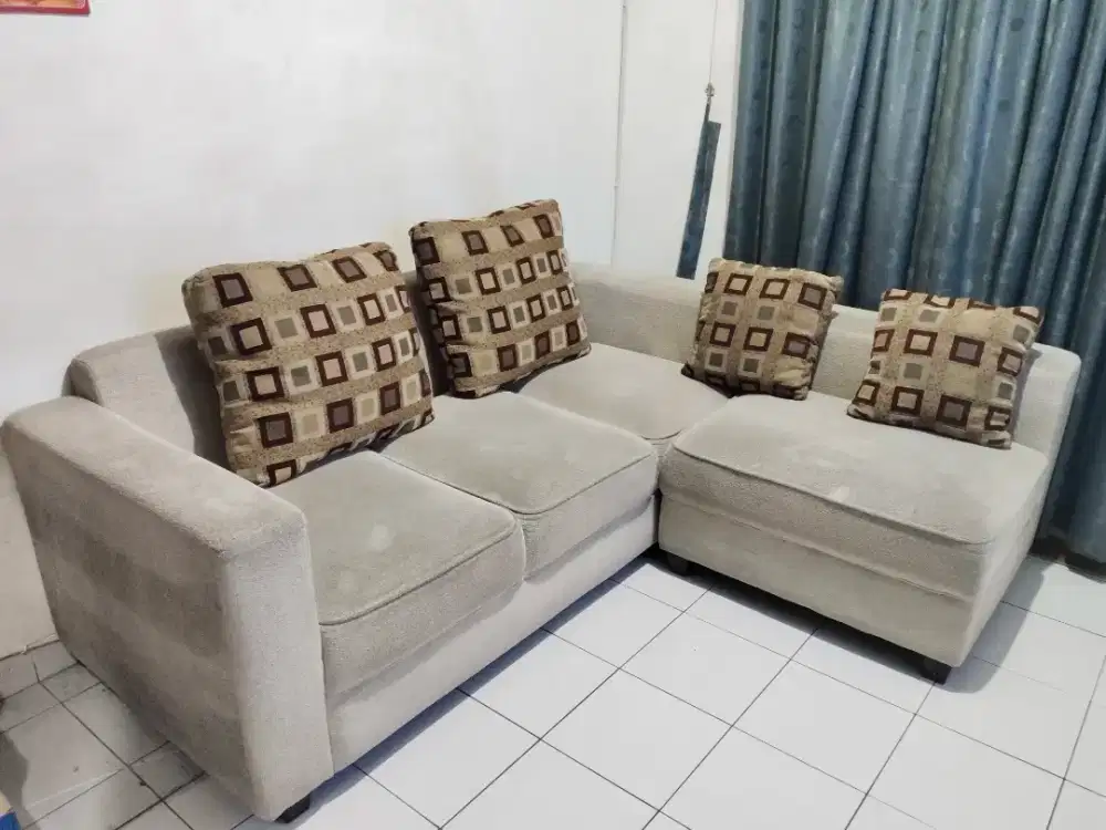 Sofa L tamu minimalis