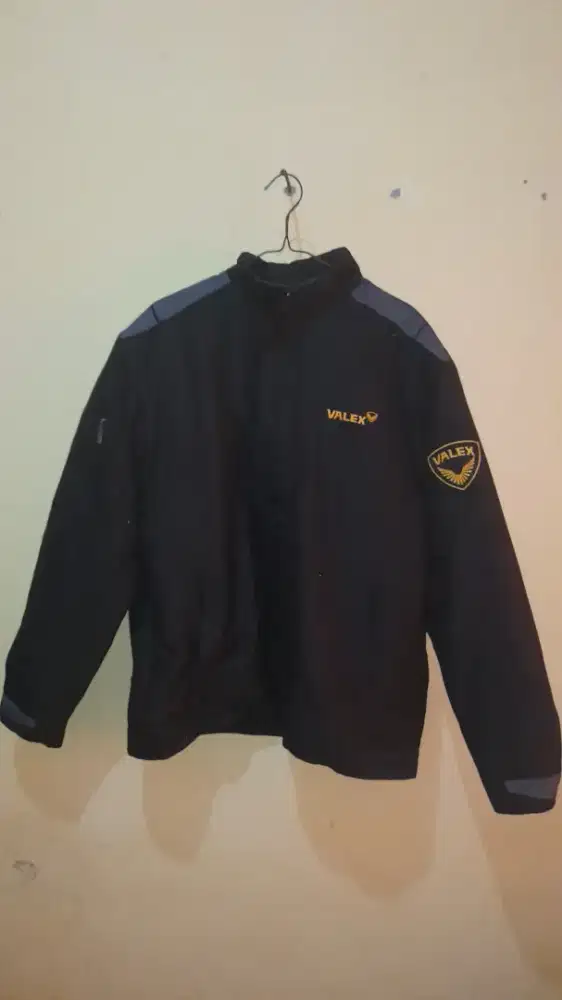 Jaket casual gelembung waterfroop ad scotlith mulus no minus size XL