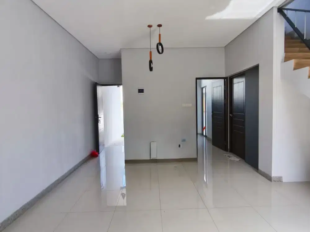 Dijual Rumah Sangat Baru Modern di Setiabudi Regency Bandung