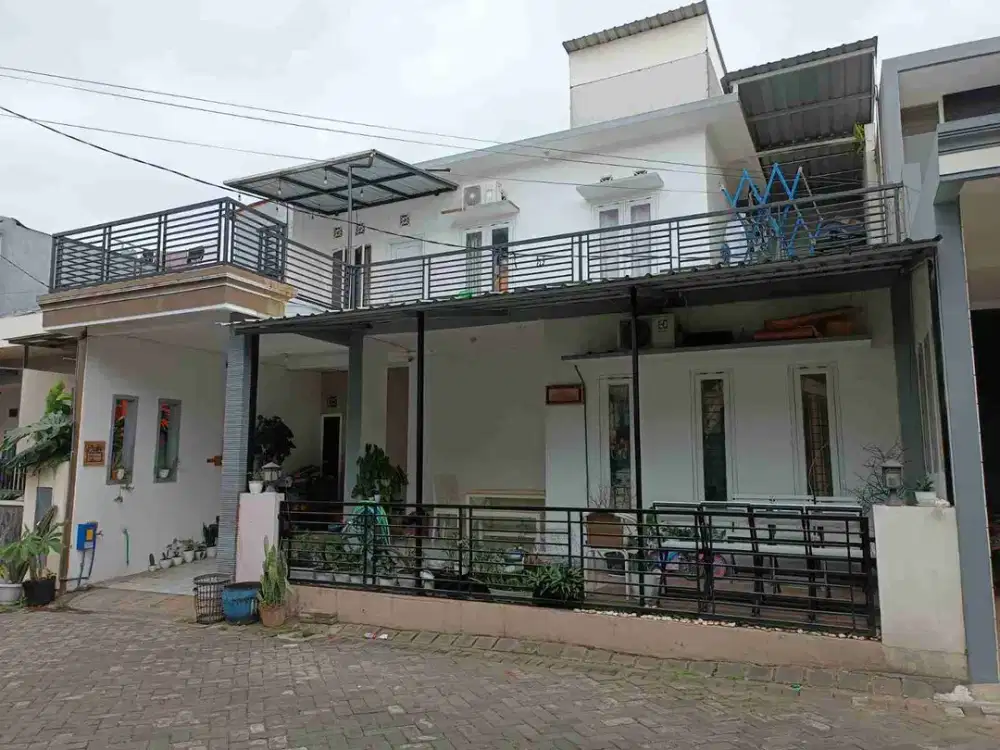 RUMAH DUA LANTAI SAXSOFON TUNGGUL WULUNG MALANG