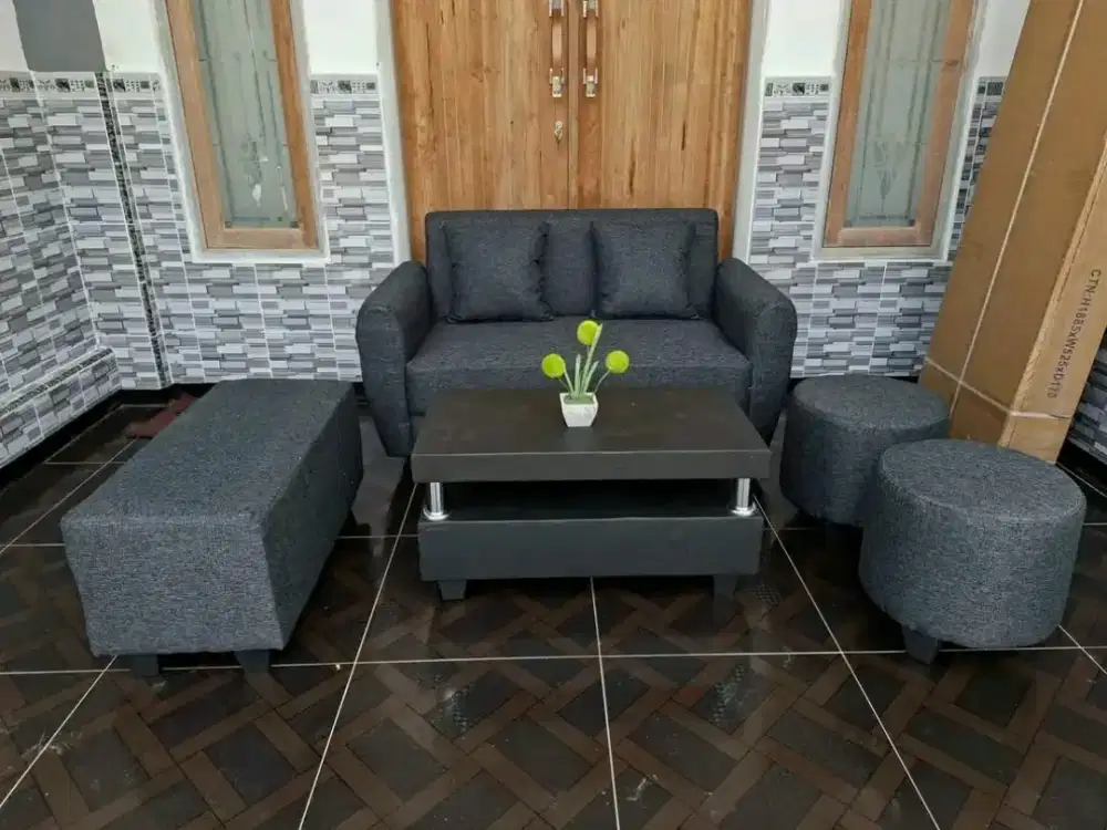 Sofa minimalis / Sofa Modern