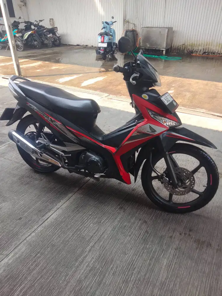 Jual Honda Supra x 125 injeksi tahun 2020 Jakart timur
