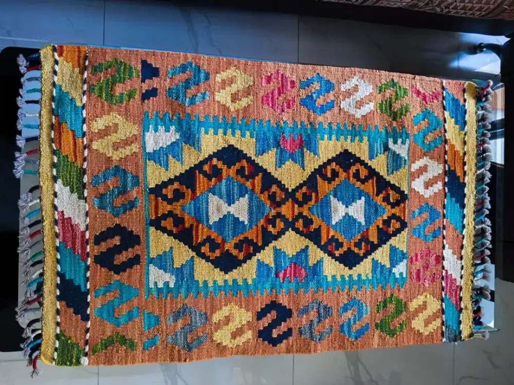 Dijual Karpet/ Carpet/ Permadani Turki Handmade Asli - Kondisi Baru