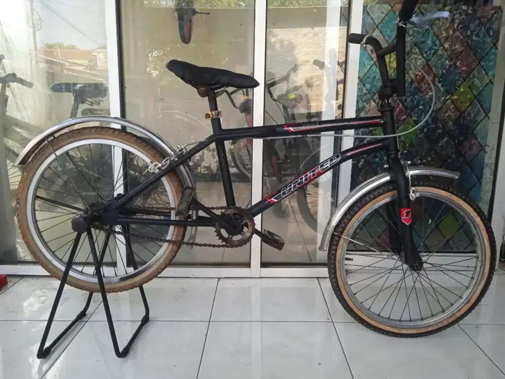 Sepeda BMX os classic