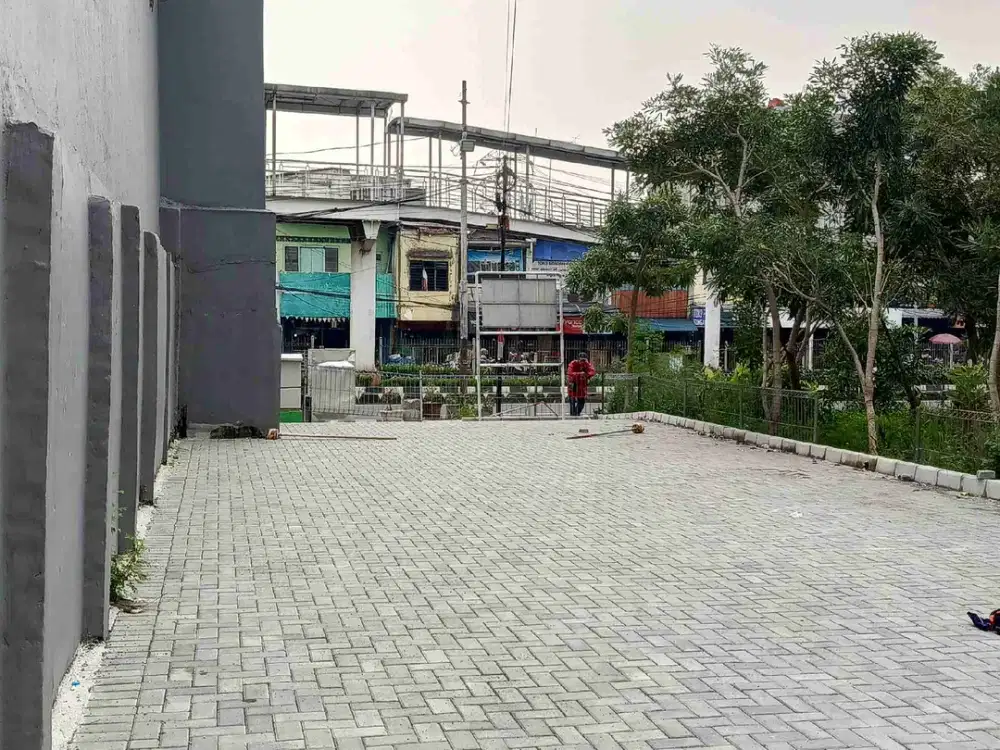 Disewakan lahan usaha untuk event Dan pernikahan lokasi Strategis dekat stasiun Jatinegara