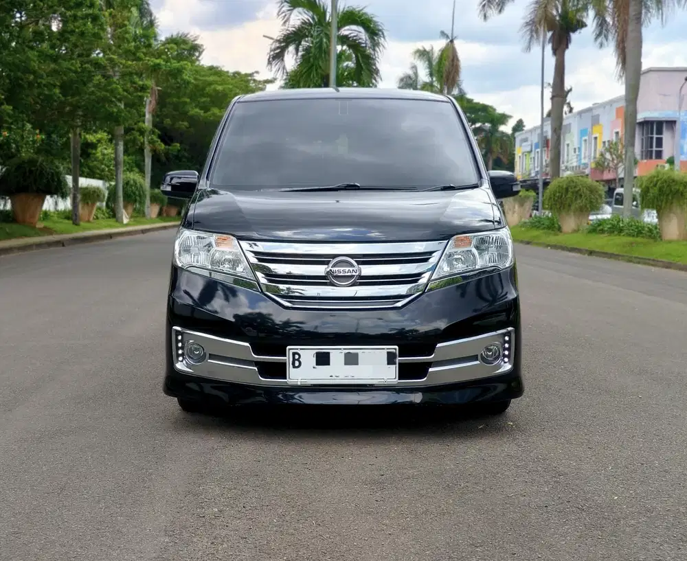 Nissan Serena HWS panoramic 2014