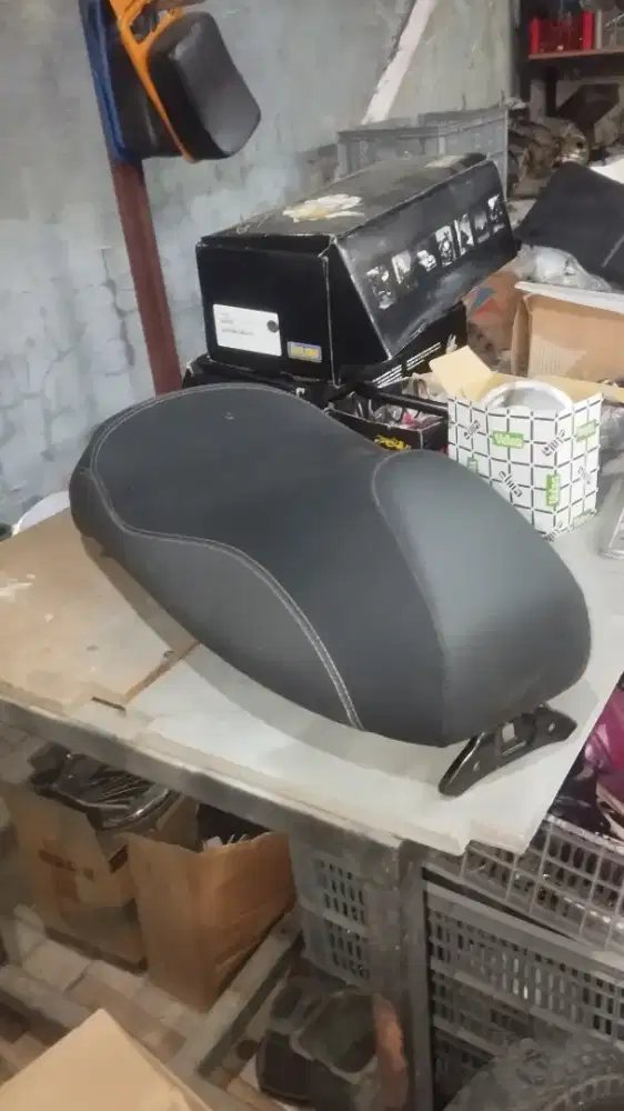 Vespa GTs Single Seat