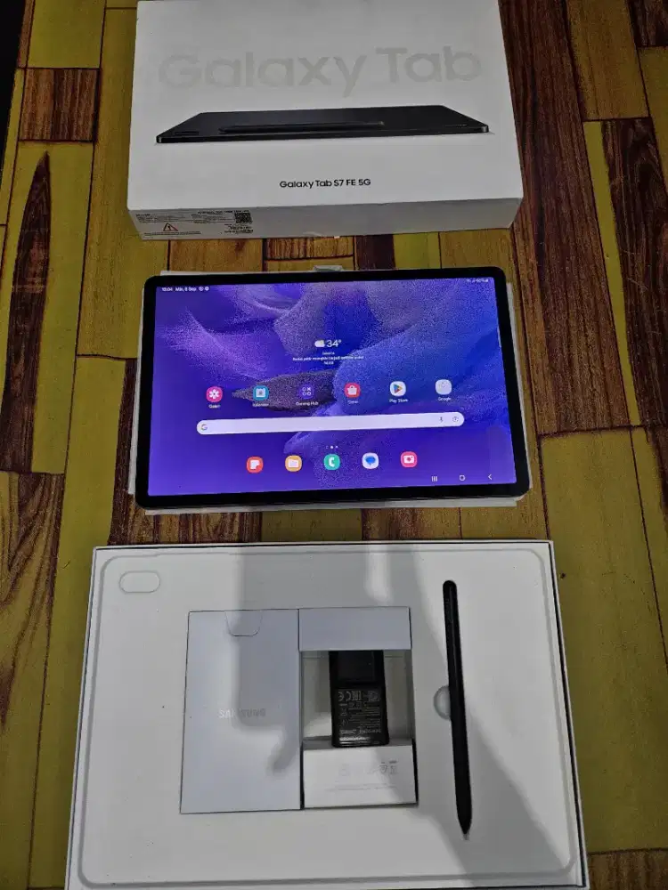 Obral Samsung Tab S7 FE SIM CARD & WIFI Mulus Lengkap