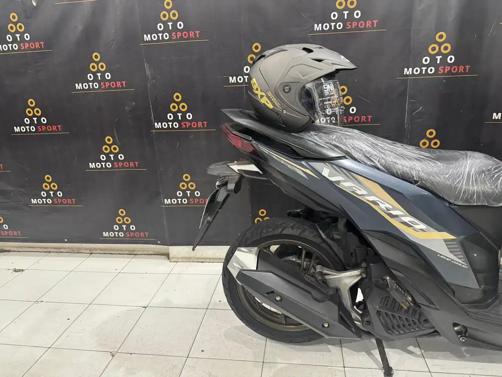 thn baru Free HELM HONDA New VARIO ISS 125 2023 keyless
