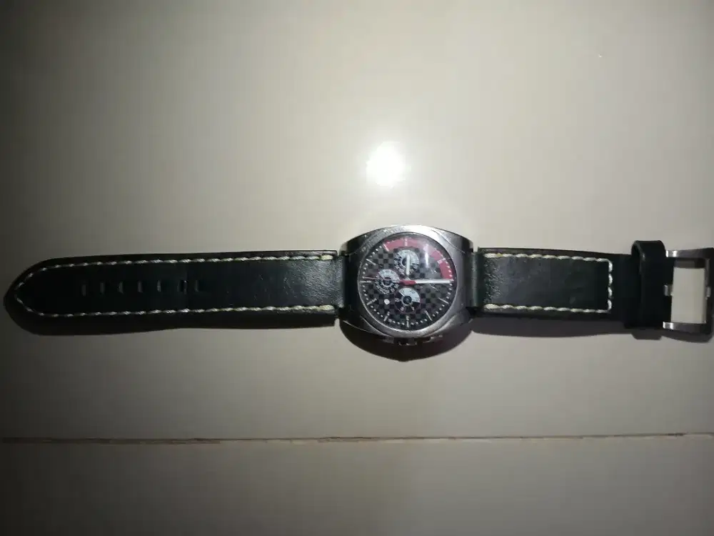 Mau menjual jan PUMA original stanless stel dan krono