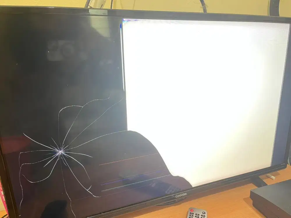 TV COOCAA 32 in minus