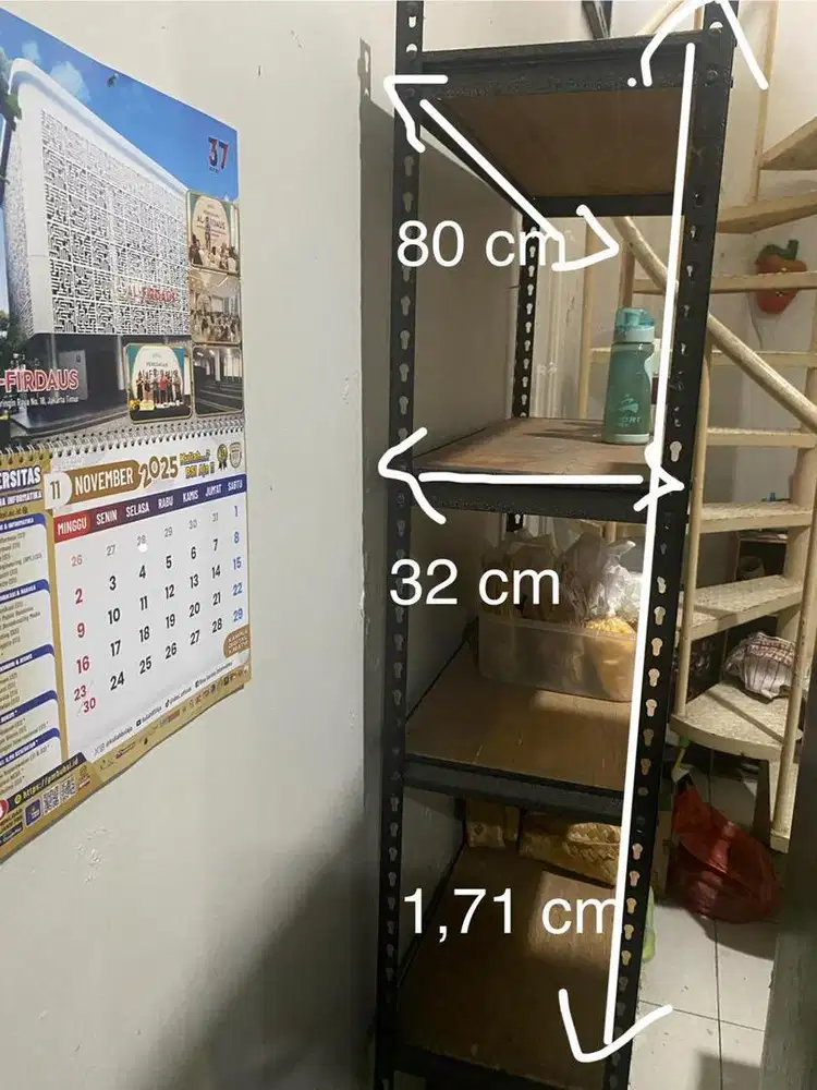 Rak susun besi triplek