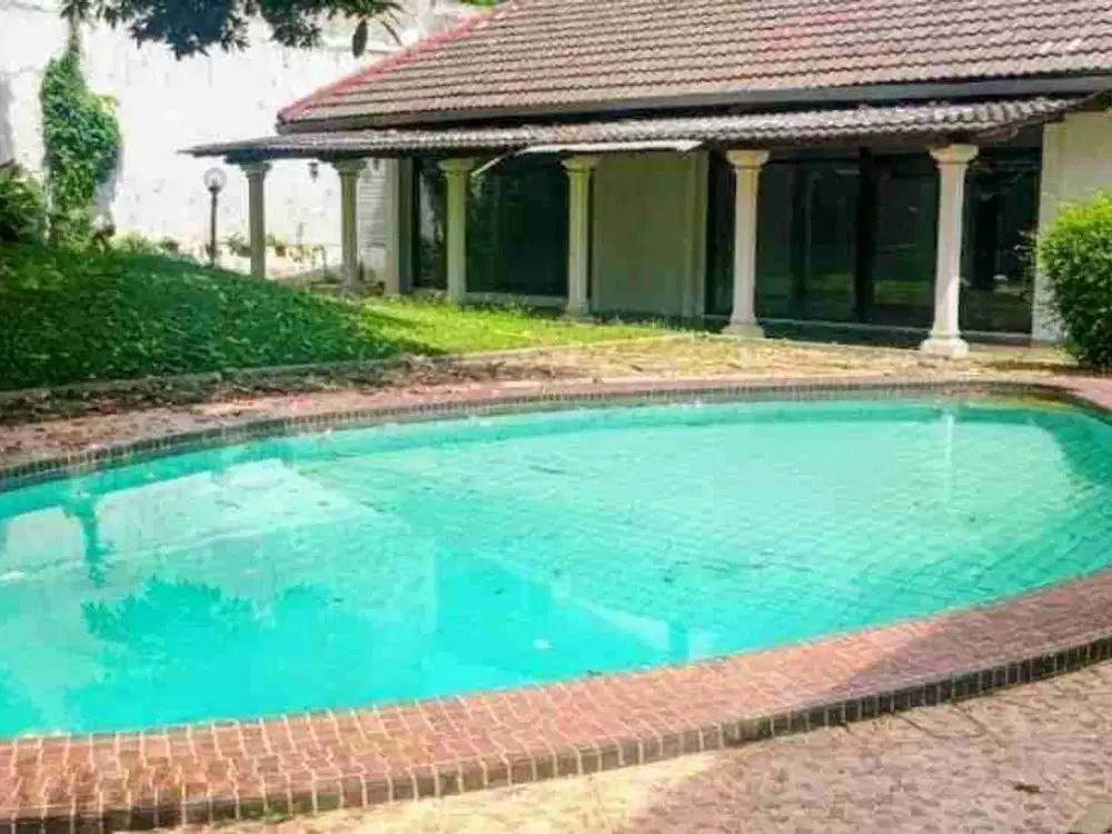 Jual Rumah Besar Luas 1.000m² di Kemang SHM