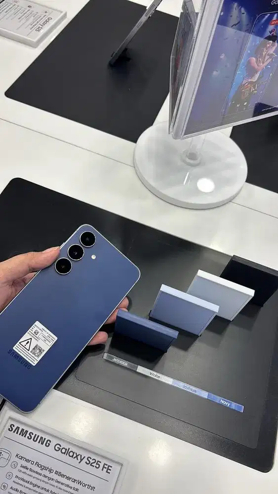 Samsung Galaxy S25FE Free Budscore/Fit3