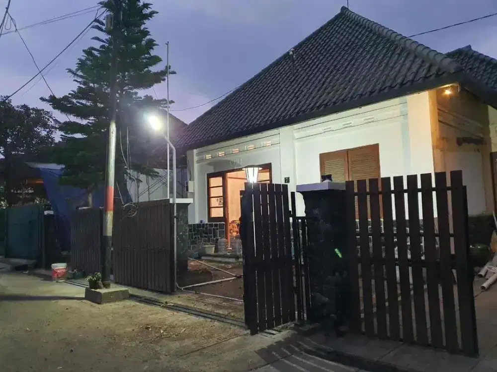 MURAH! RUMAH 2 LANTAI TYPE AMERICAN CLASSIC SAYAP RIAU KACAPIRING TENGAH KOTA BANDUNG